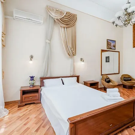 Spacious In The City Center Апартаменты
