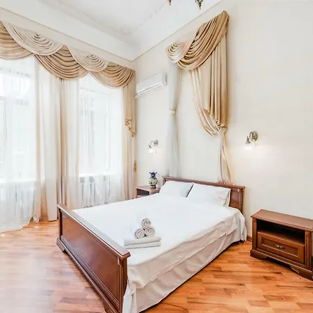 Spacious In The City Center Апартаменты *