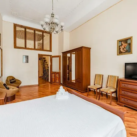 Апартаменты Spacious In The City Center Одесса